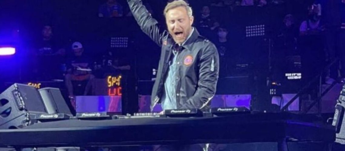 25-145950_gf84_David-Guetta-880x500