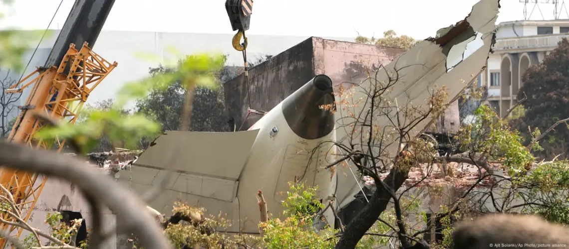 Hallan la segunda caja negra del avión siniestrado en India