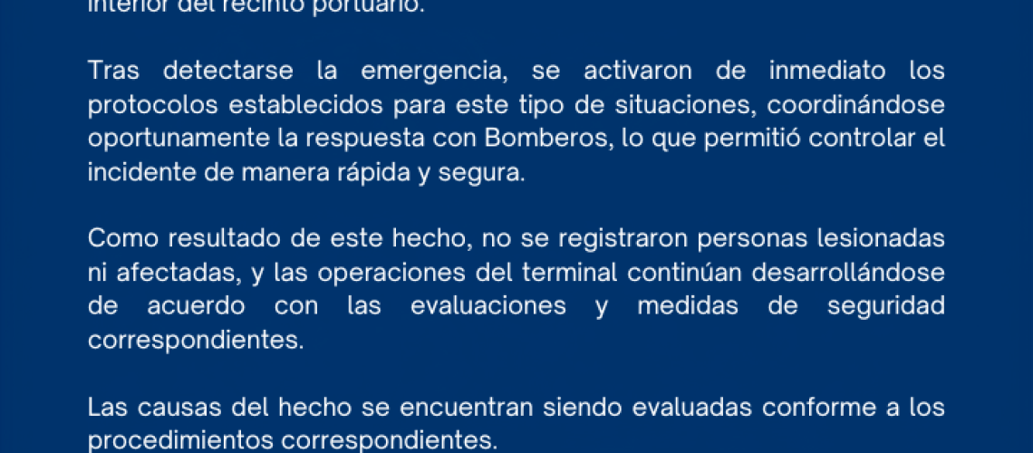 Terminal-Puerto-Arica-informa-que-durante-la-madrugada-de-este-diia-se-registroi-un-incendio-en-una-maiquina-Reach-Stacker-RS-perteneciente-a-la-empresa-Ultraport-al-interior-del-recinto-portuario