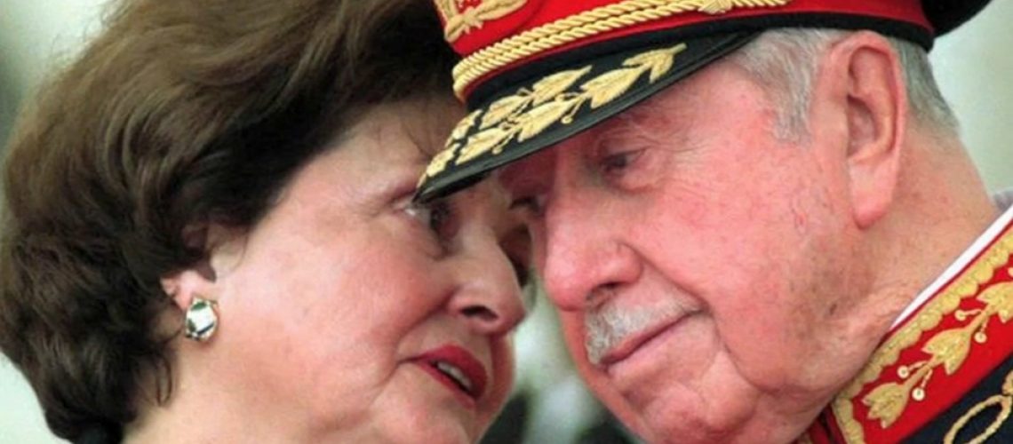 pinochet-lucia-hiriart-valdivia_352566_1_614b330e6c248